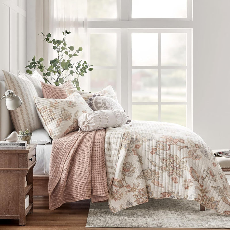- Selesta Blush Quilt Set - King Quilt And Two King Shams - Floral - Blush Taupe Grey - Quilt (106X92In.) And Shams (20X36In.)