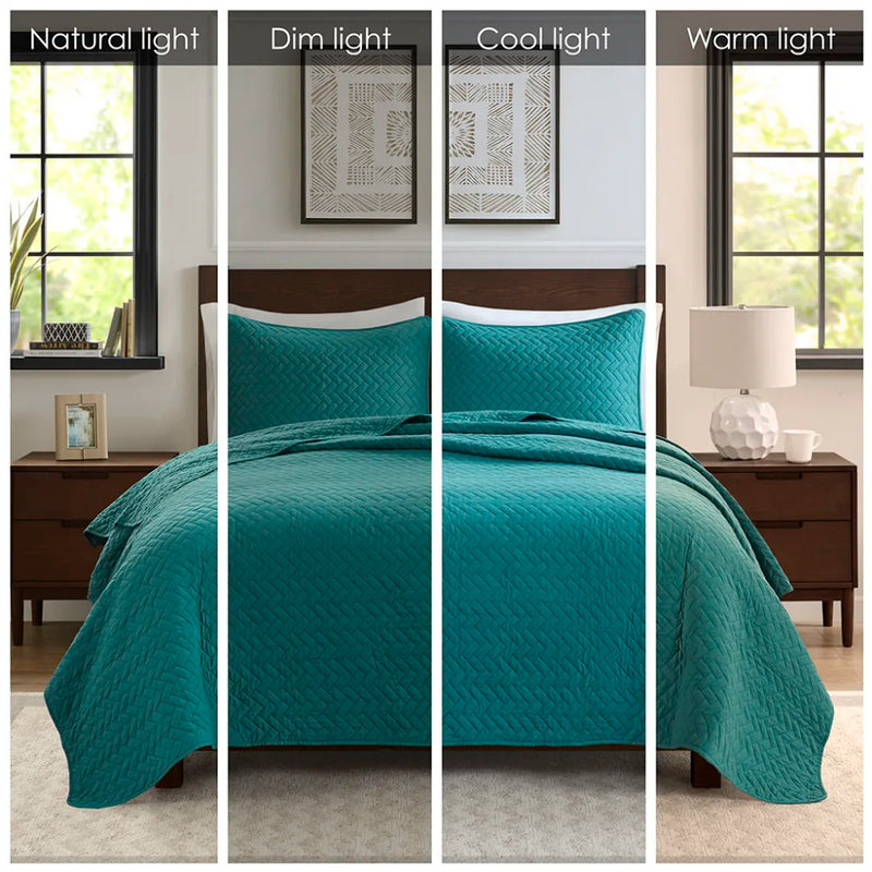 Queen 3 Piece Luxurious Oversized Quilt Set