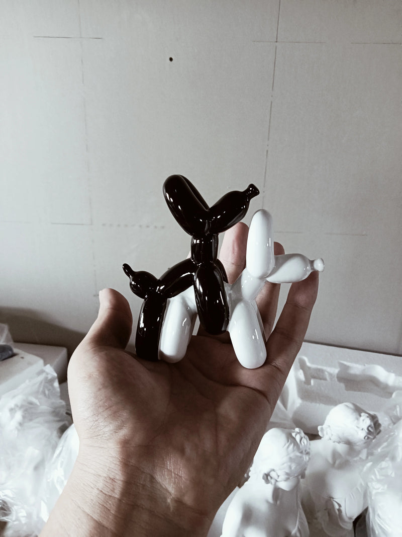 Balloon Dog Poop resin animal sculpture home decoration resin craft office decoration three-dimensional black gold