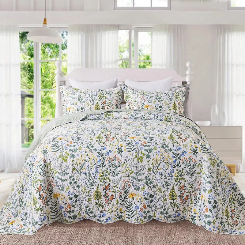 3-piece microfiber lightweight quilt bedding set with 2 pillowcases, suitable for all seasons, featuring a reversible soft cover