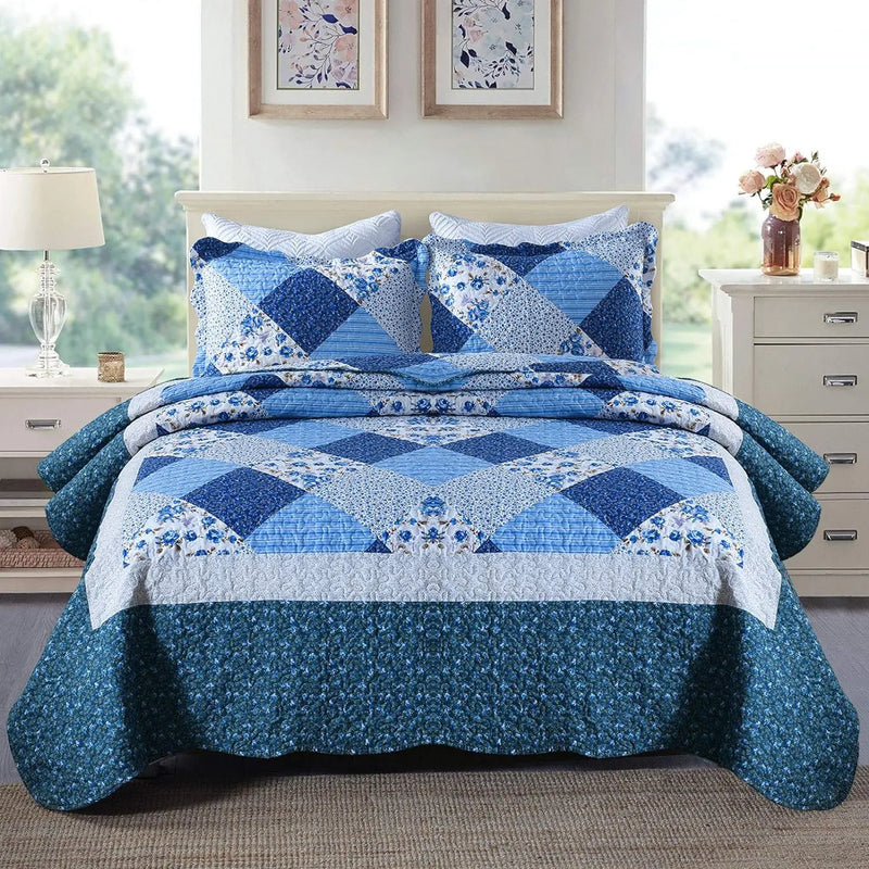 3-piece microfiber lightweight quilt bedding set with 2 pillowcases, suitable for all seasons, featuring a reversible soft cover