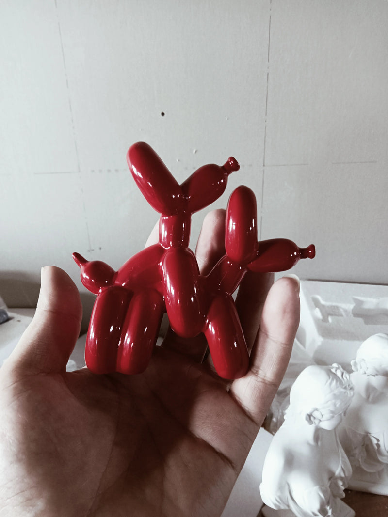 Balloon Dog Poop resin animal sculpture home decoration resin craft office decoration three-dimensional black gold