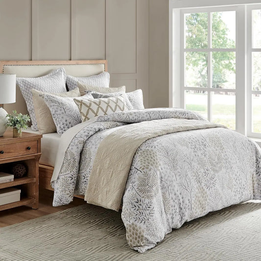 - English Forest Duvet Cover Set - Full/Queen Duvet Cover (90 X 94In.) + Two Standard Pillow Cases (26 X 20In.) - Leaves -